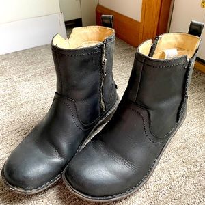 UGG Short Black Leather Boots